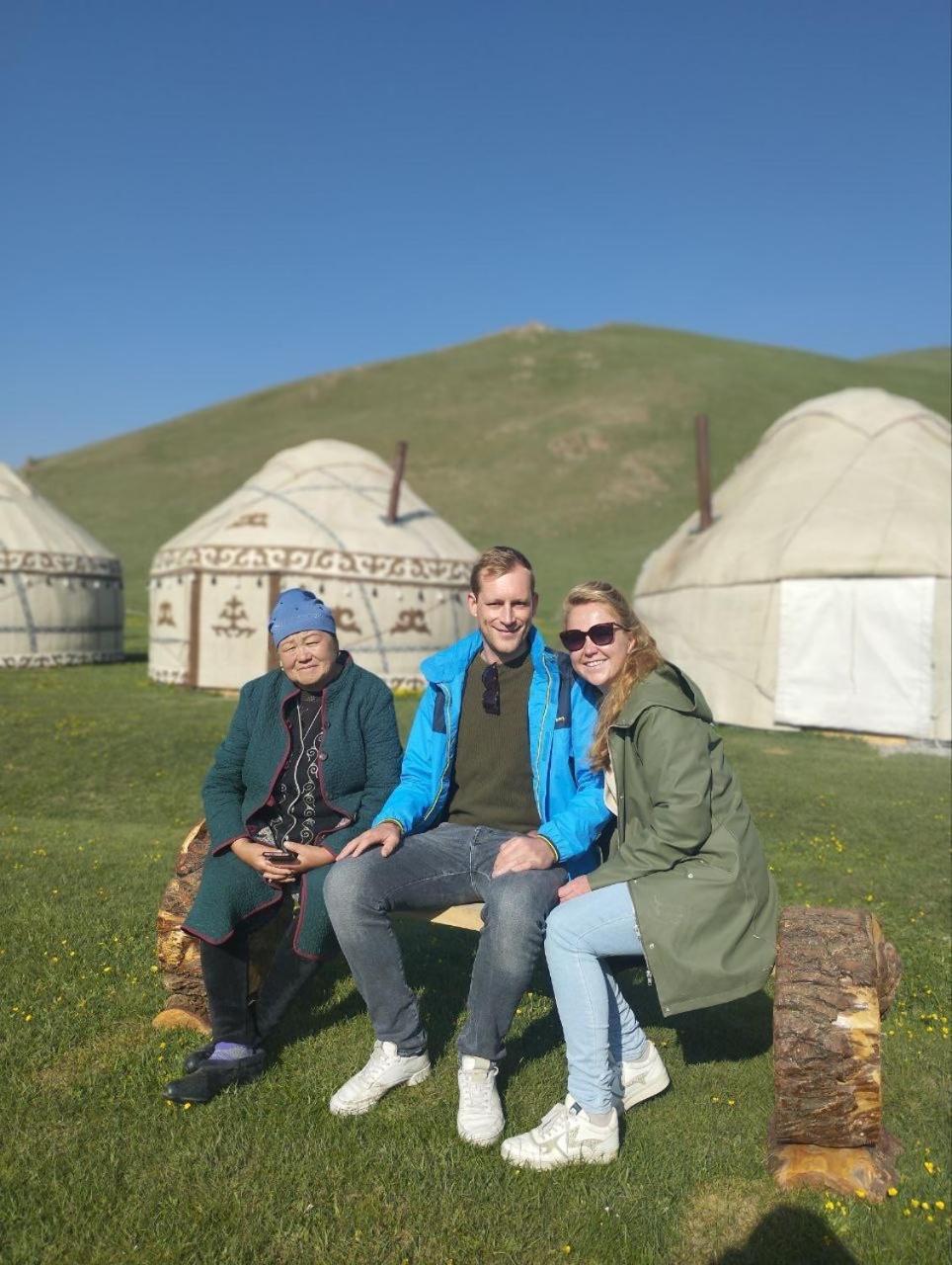 Yurt Camp Azamat At Song Kol Lake Bagysh Kültér fotó