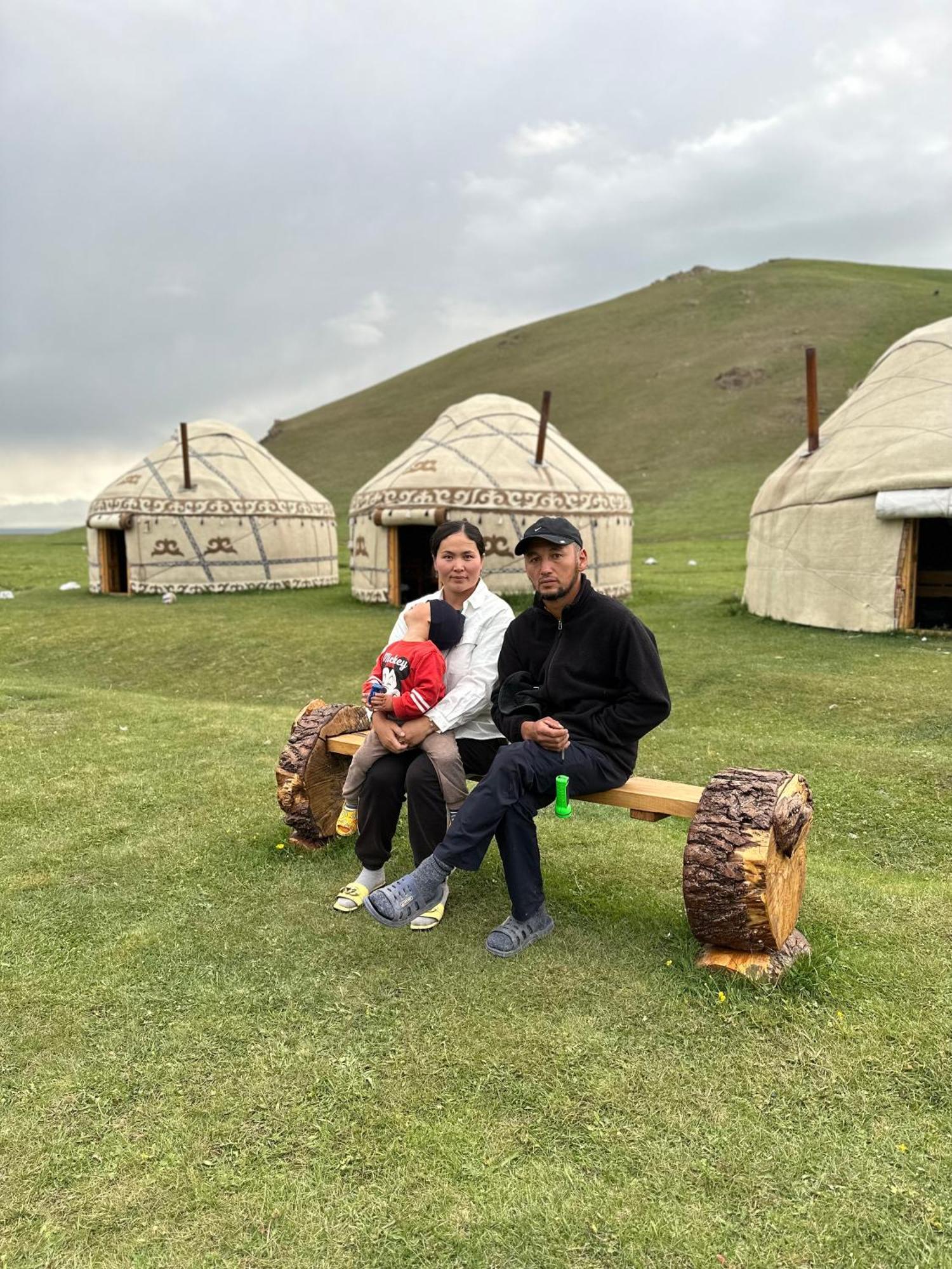 Yurt Camp Azamat At Song Kol Lake Bagysh Kültér fotó