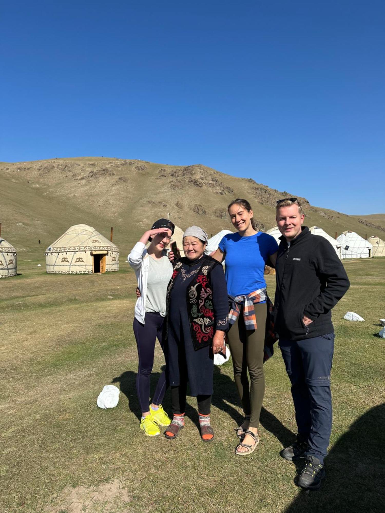 Yurt Camp Azamat At Song Kol Lake Bagysh Kültér fotó