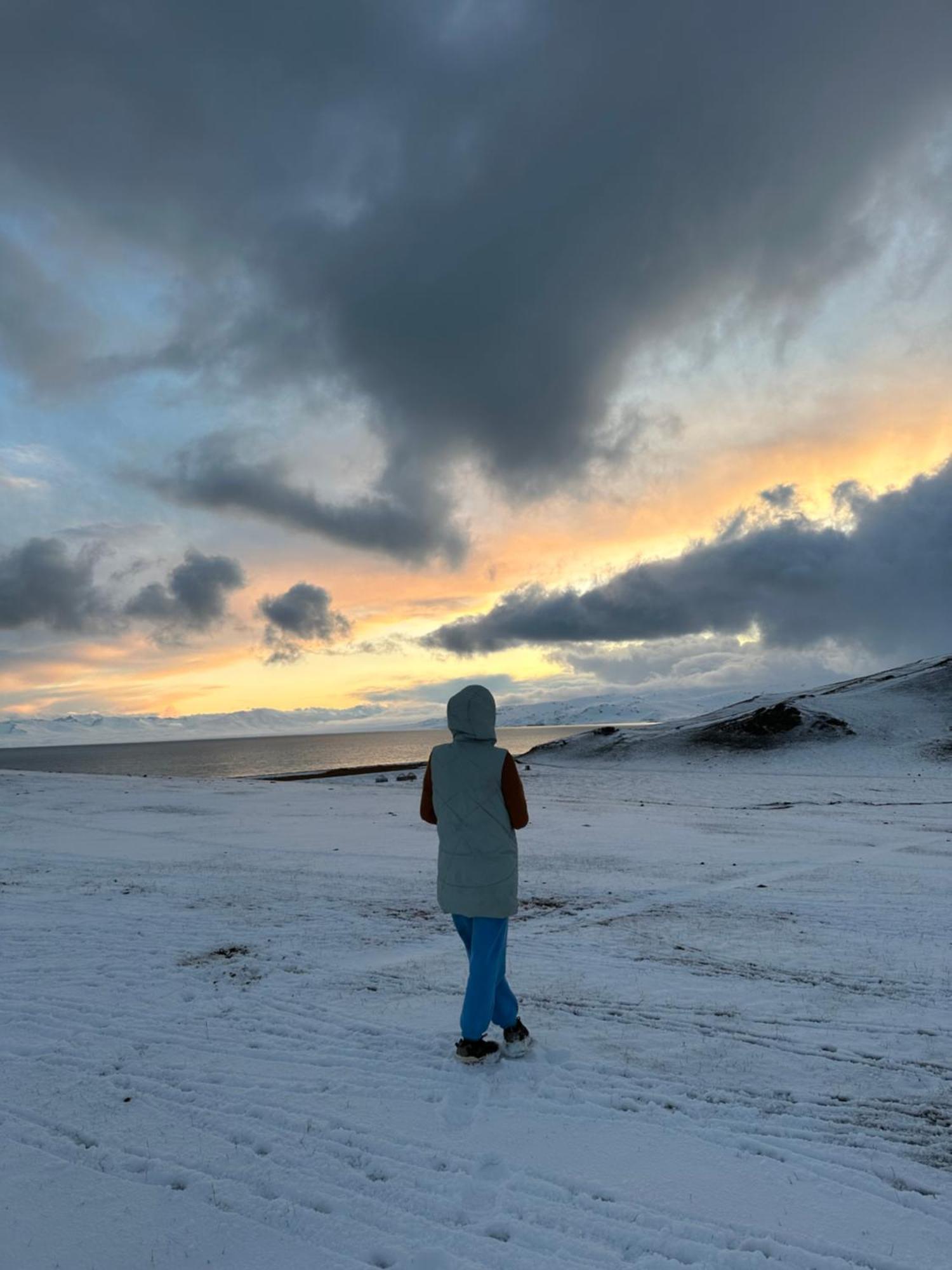 Yurt Camp Azamat At Song Kol Lake Bagysh Kültér fotó