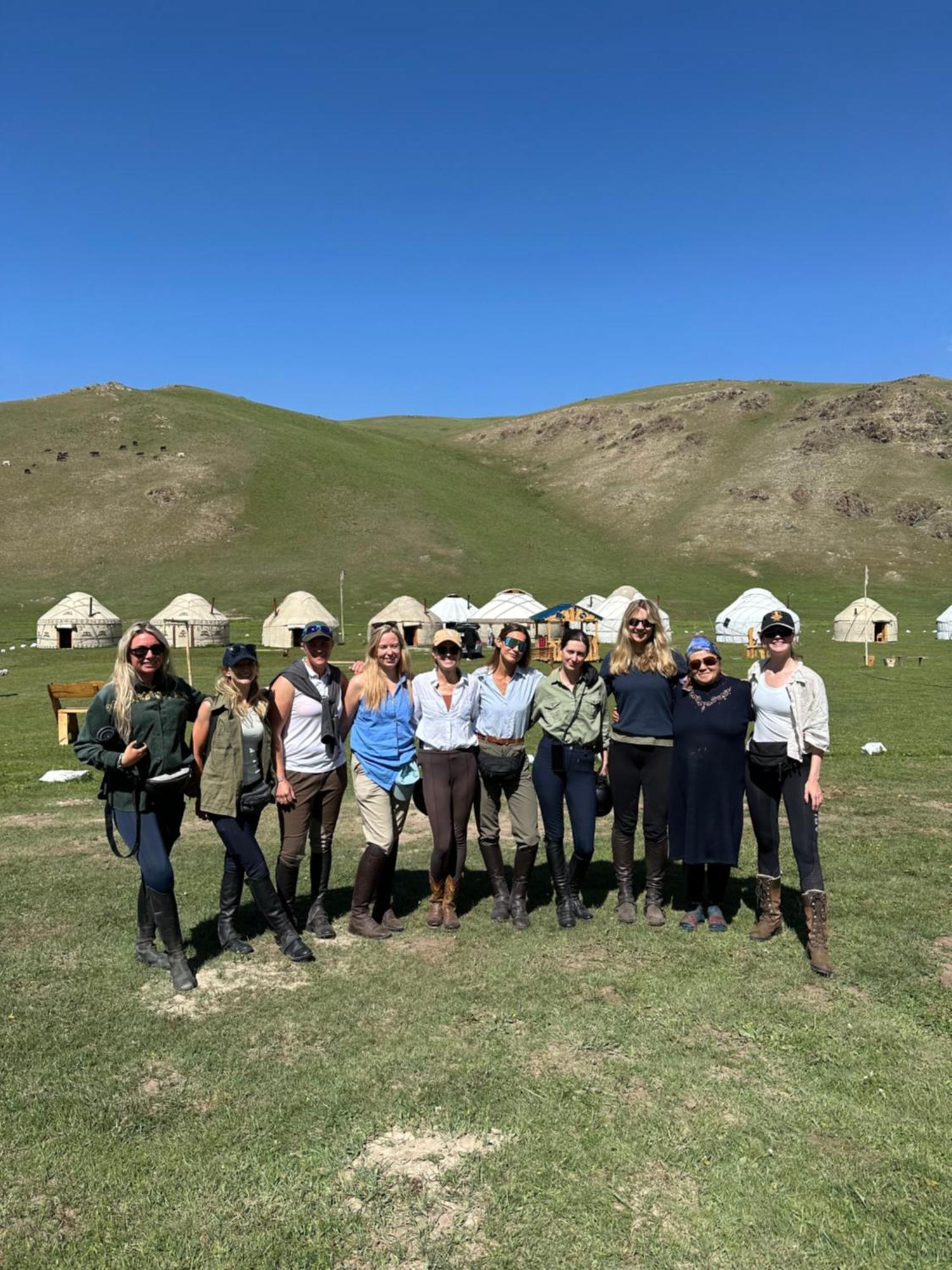 Yurt Camp Azamat At Song Kol Lake Bagysh Kültér fotó