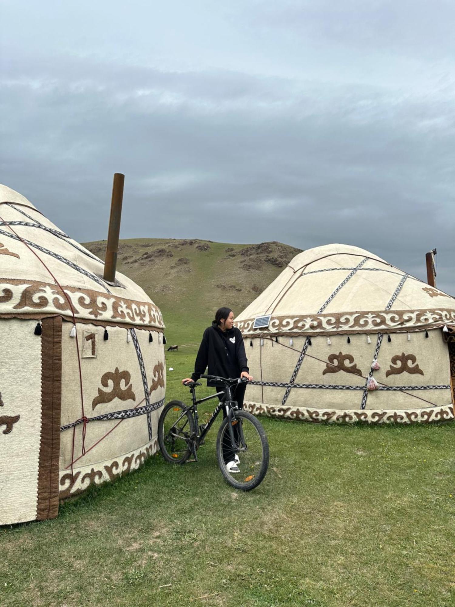 Yurt Camp Azamat At Song Kol Lake Bagysh Kültér fotó