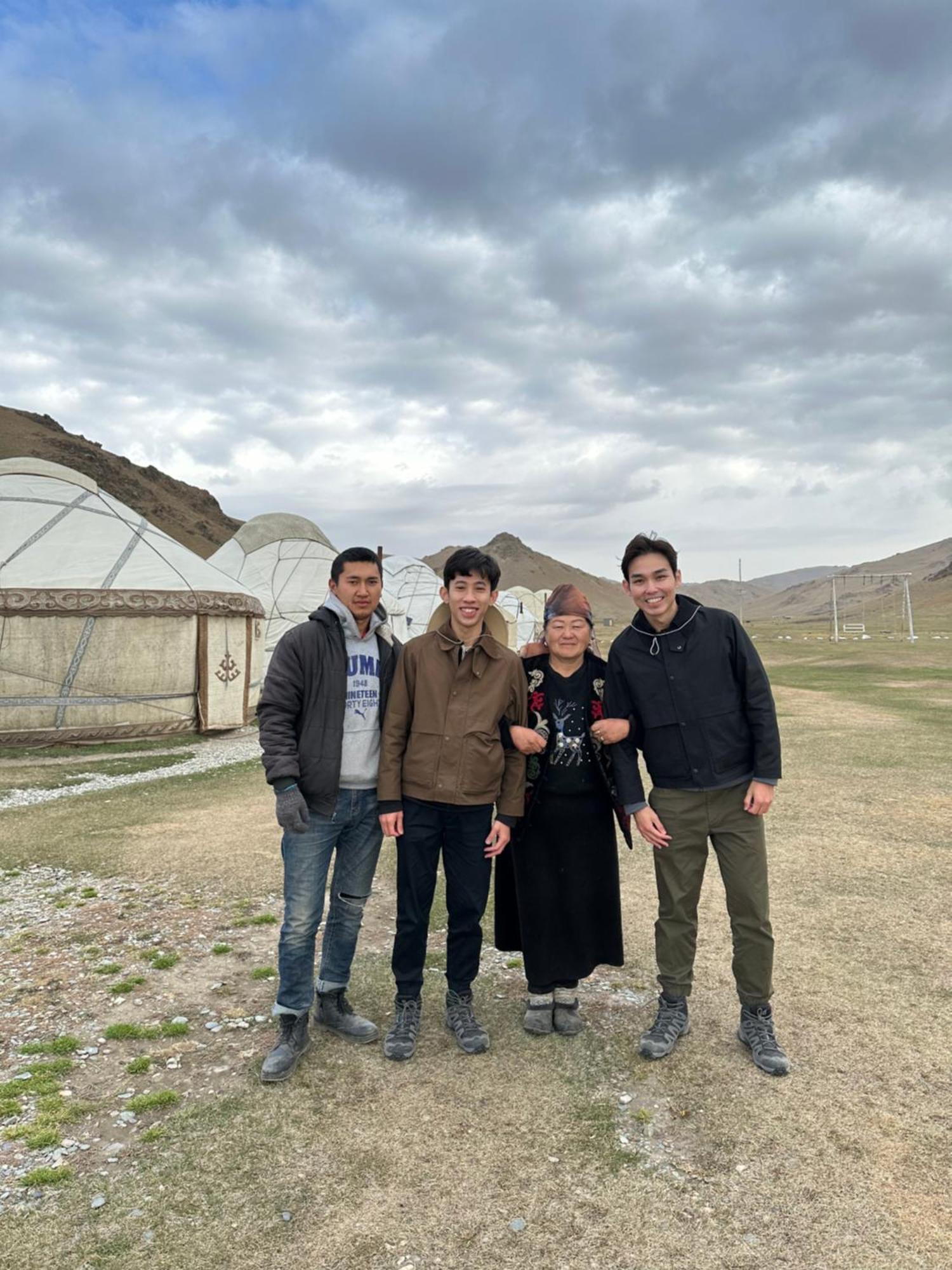 Yurt Camp Azamat At Song Kol Lake Bagysh Kültér fotó