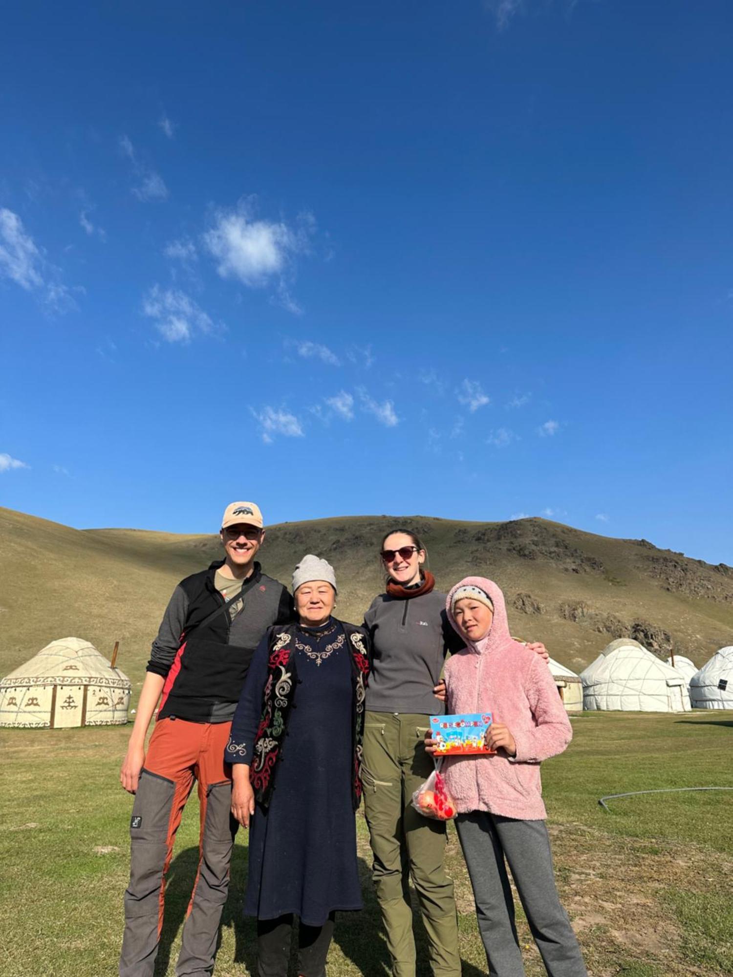 Yurt Camp Azamat At Song Kol Lake Bagysh Kültér fotó